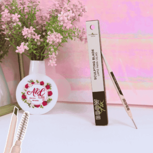 Brow Fix Sculpting Blade