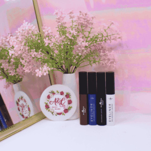 Classic Matte Liquid Eyeliner