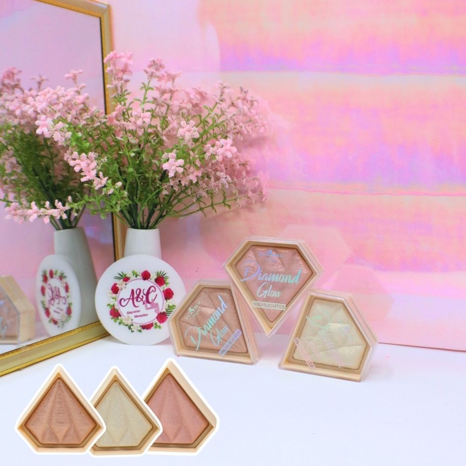 Diamond Glow Highlighter