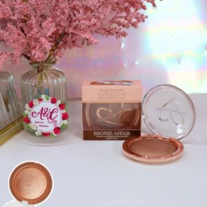 Flawless Stay Shimmer Veil