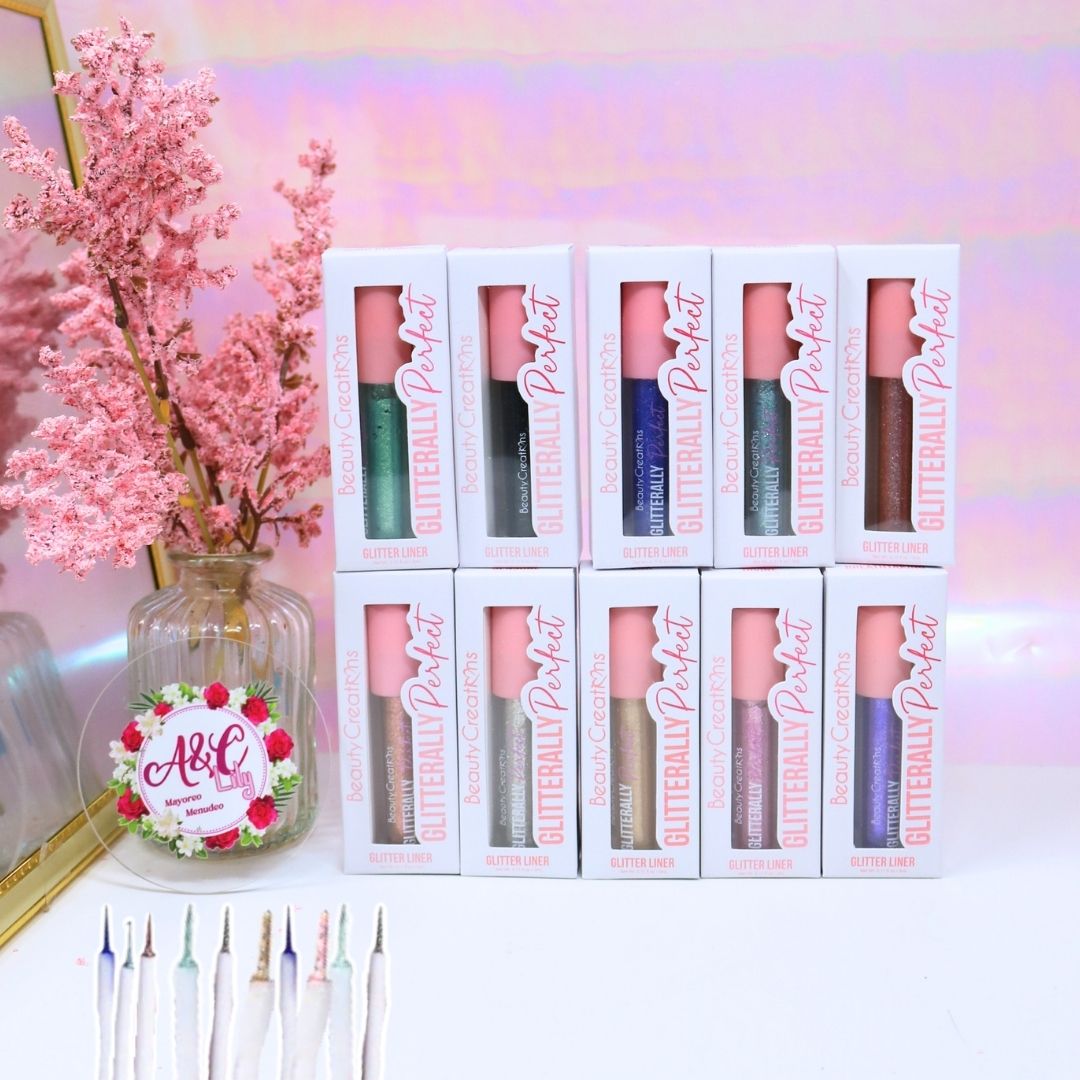 Glitterally Perfect Delineador con Glitter